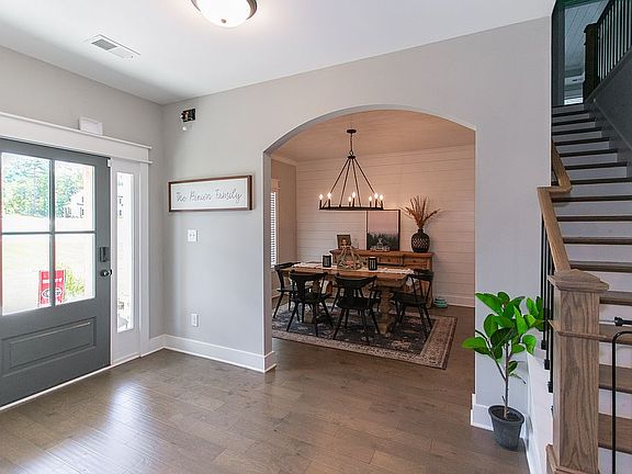 5th image of 213 Senoia Oaks Way