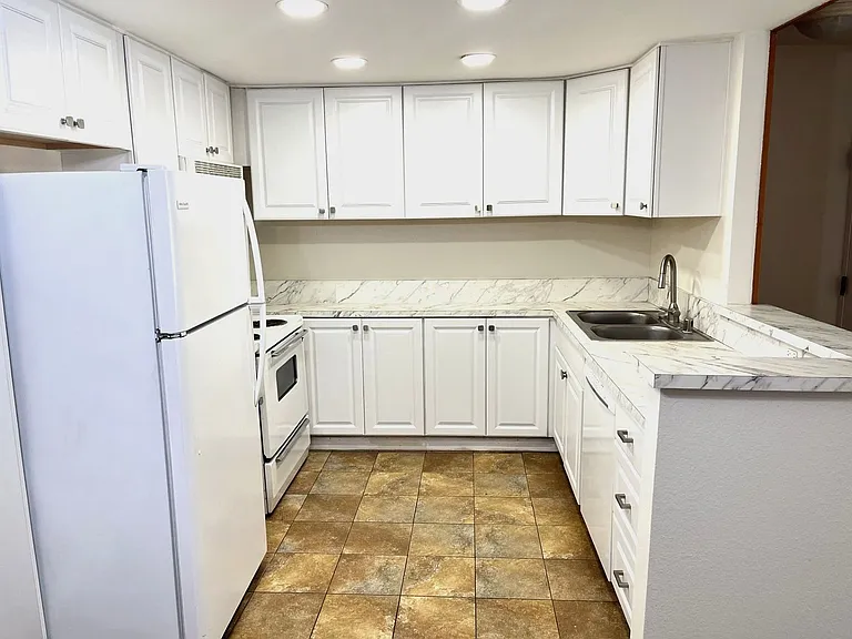 5938 Rancho Mission Rd #131 — Photo 5