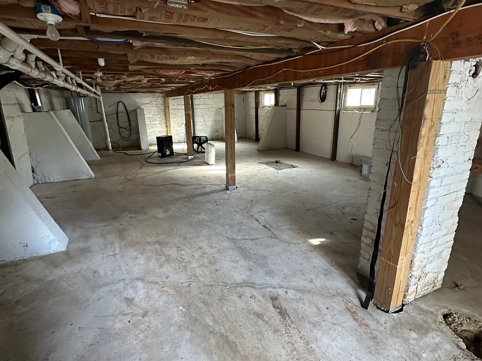 2 bed, 1176 sqft, $1,600 — Photo 3