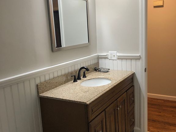 3rd image of 273 N Titmus Dr