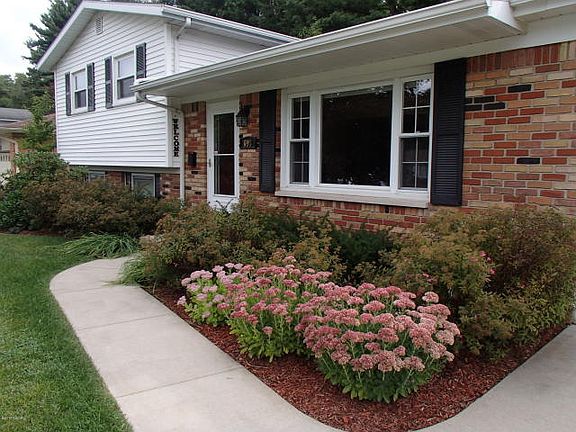 2nd image of 693 Timberlane Dr