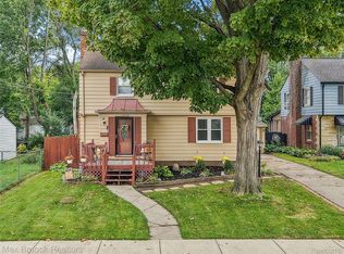 19782 Sumner St, Redford, MI 48240