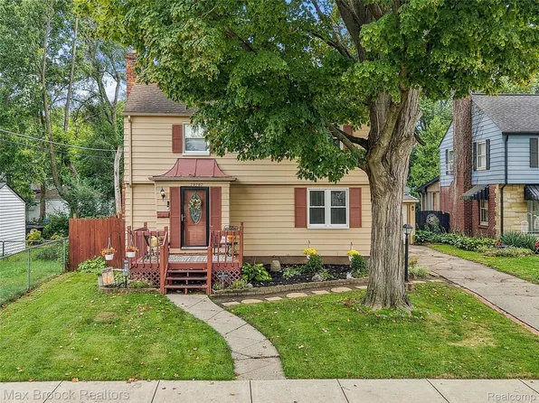 19782 Sumner St, Redford, MI 48240