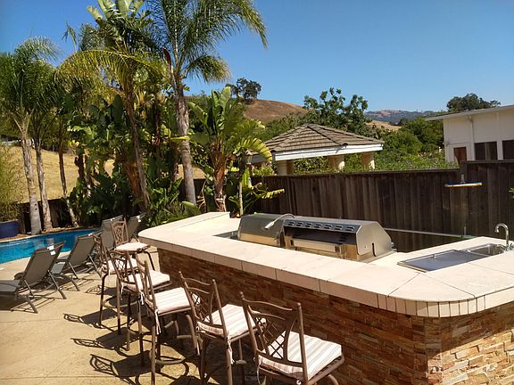 2nd image of 3838 Carrera Ct
