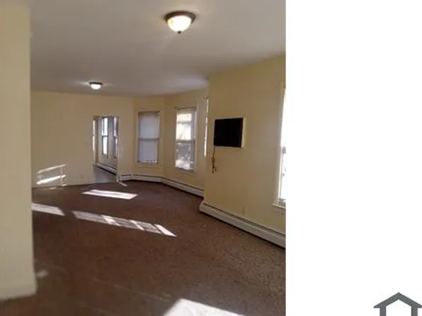 371 Congress Ave, Waterbury, CT