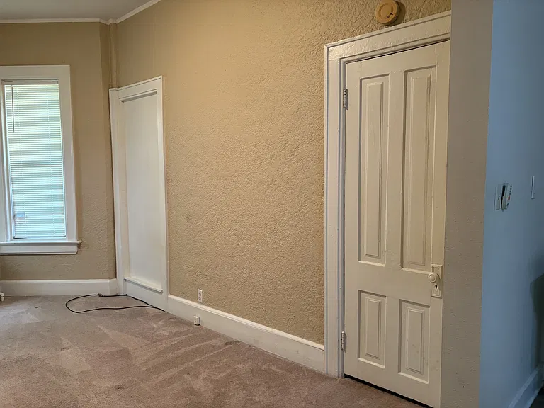 2742 Grand Ave S #1 — Photo 9