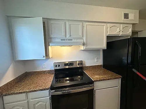260 W 8th Ave #153 Photo 1