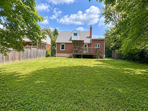 2nd image of 47 Dromore Cres