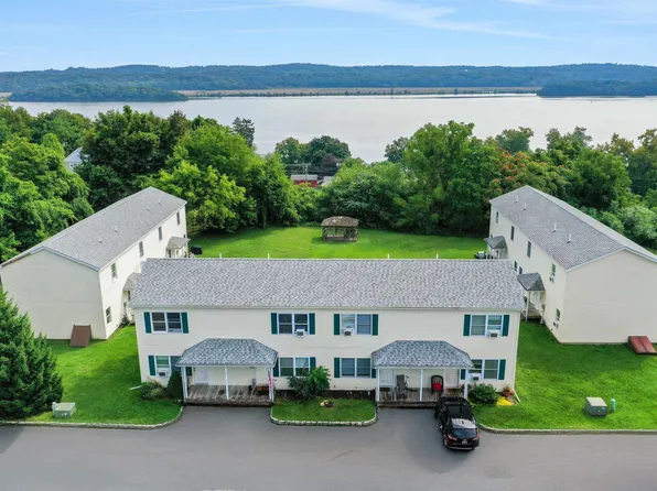 87 Overlook Ests #2A, Saugerties, NY 12477
