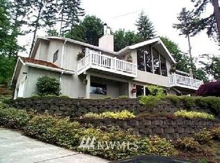 16619 SE 43rd St, Issaquah, WA