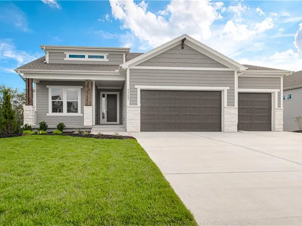 24897 W 145th Pl, Olathe, KS 66061
