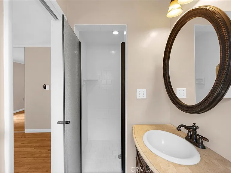 10751 Allen Dr — Photo 24