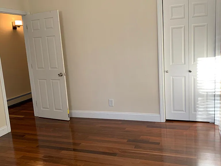 166 Main St #1 — Photo 7
