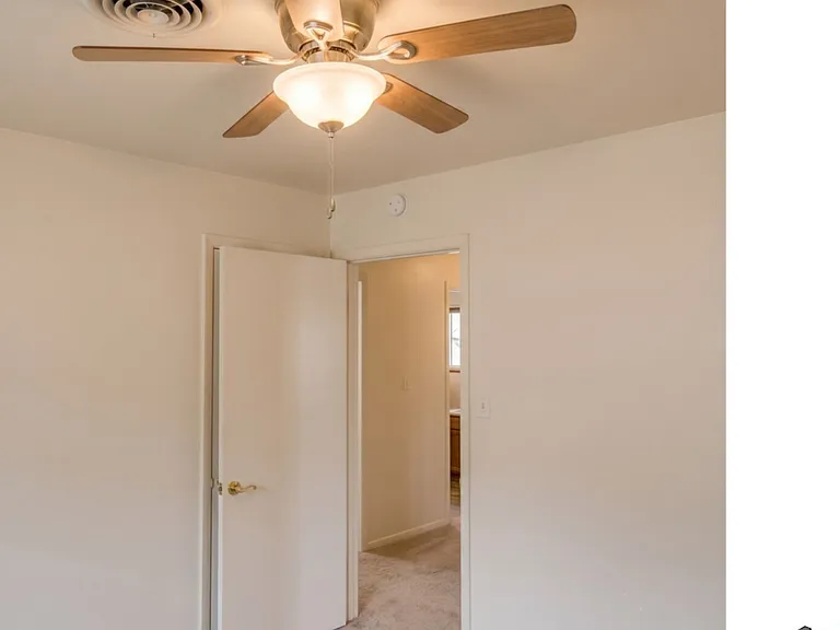 416 Nauert St — Photo 38