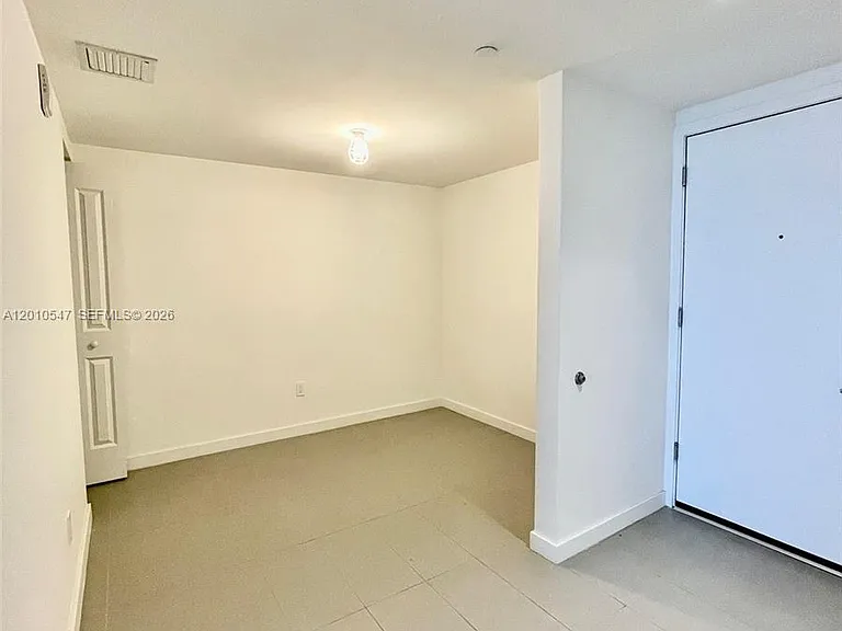 1600 NE 1st Ave #3312 — Photo 16