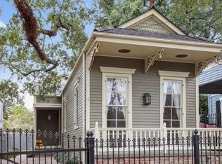 822 Burdette St, New Orleans, LA 70118