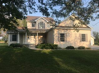 1600 Boies Rd, East Aurora, NY 14052