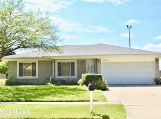 40245 Kraft Dr, Sterling Heights, MI 48310