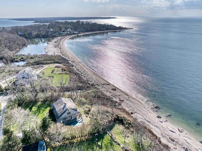 2100 Youngs Rd — Photo 18