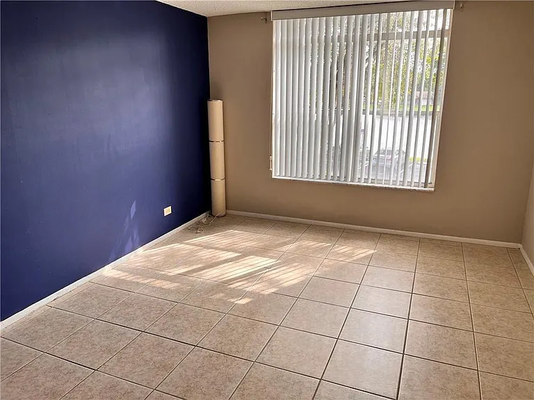 3690 Inverrary Dr #2C — Photo 7