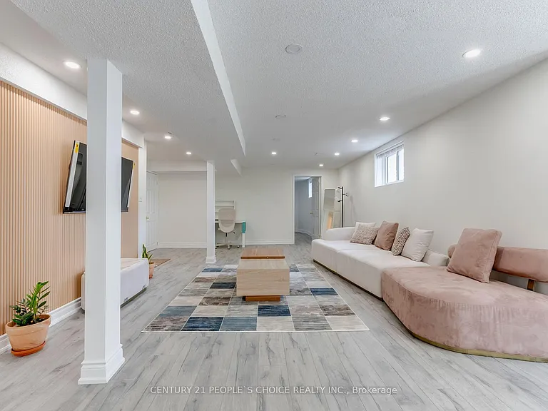 5358 Bellows Ave #BASEMENT — Photo 6