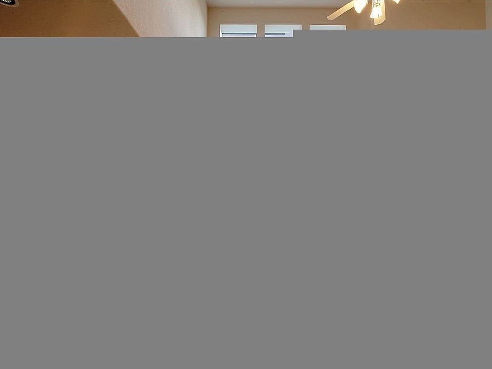 1st image of 2822 Knob Hill St