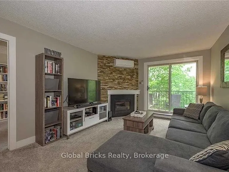 1096 N Jalna Blvd #39 — Photo 2
