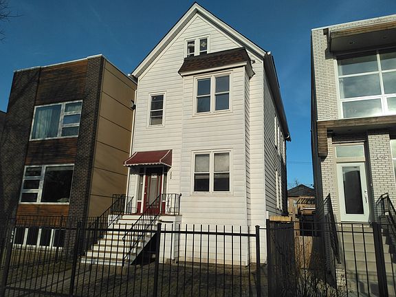 2nd image of 2049 N Whipple St