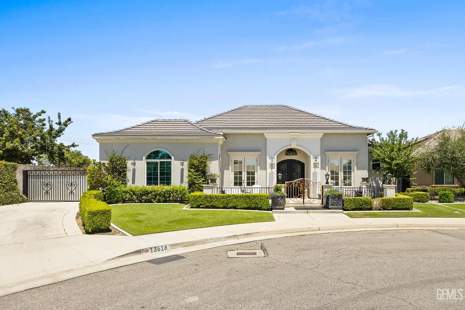 13618 Coco Palm Ct photo 1