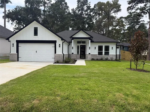 5118 Sleepy Point, Willis, TX 77318