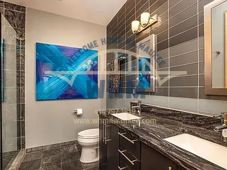 239 E Chicago St #307 — Photo 5