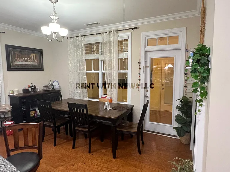 529 Finnbar Dr — Photo 10