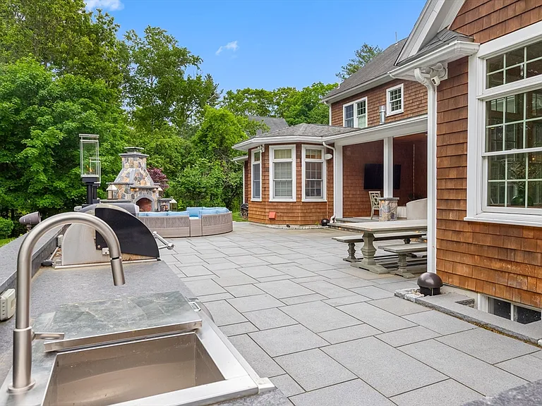 227 Rice Rd — Photo 42