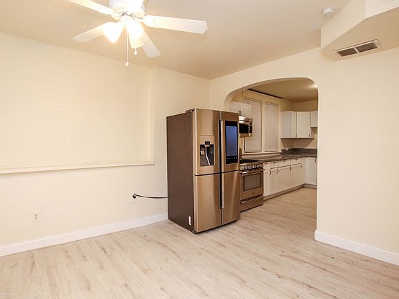 3rd image of 1430 N Talman Ave #G