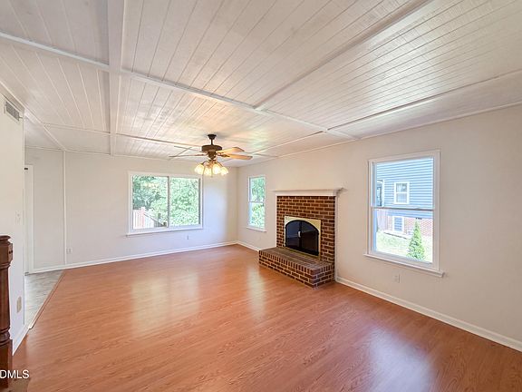 3rd image of 5401 Bentgrass Dr