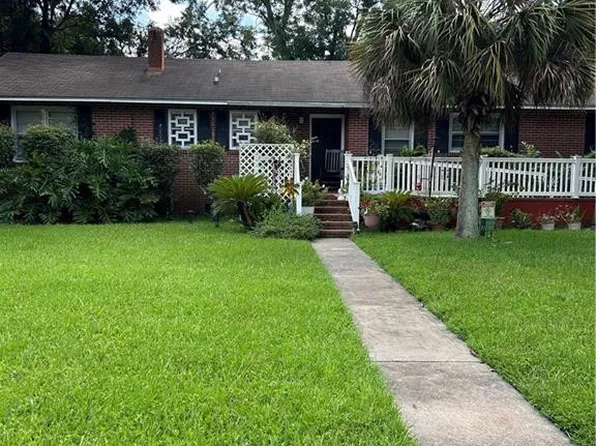 2806 Sherwood Dr, Brunswick, GA 31520