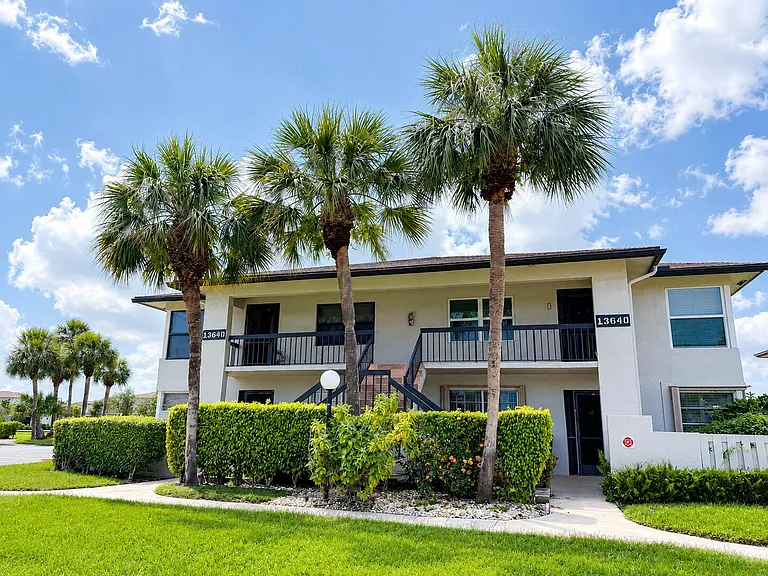 13640 Coconut Palm Ct #B — Photo 1