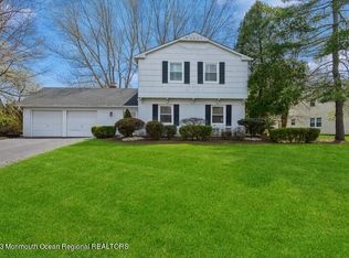 10 Fairview Rd, Marlboro, NJ 07746