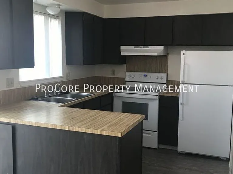 1216 S Juniper St — Photo 12