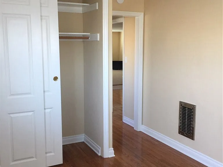 622 Indianapolis Ave — Photo 8