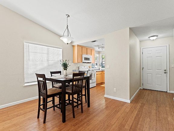 3rd image of 1003 Cirby Oaks Way
