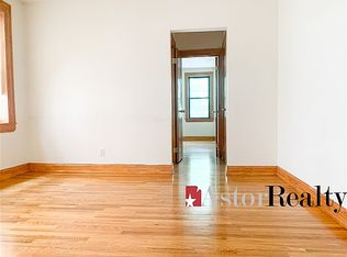 33-06 34th Ave #3C, Astoria, NY 11106