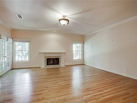4th image of 4212 Lomo Alto Dr APT 302
