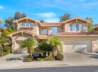 8 Summit Ct, Rancho Santa Margarita, CA 92688