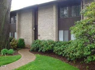 239 Hamilton Ave APT 7, Stamford, CT 06902