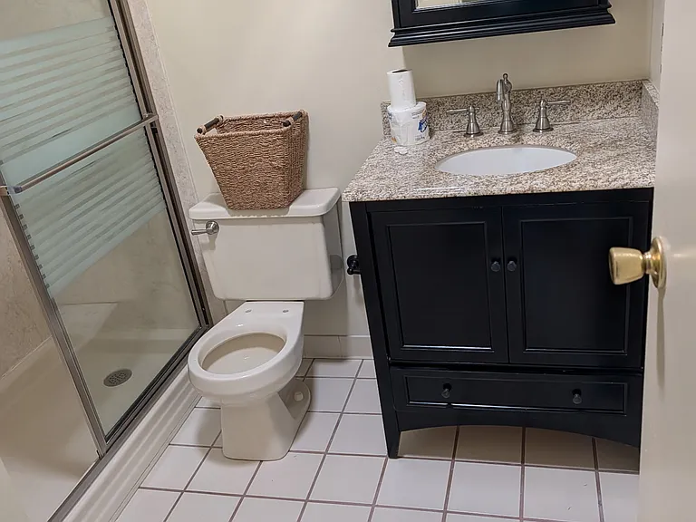 3470 Cherryhill Dr — Photo 9