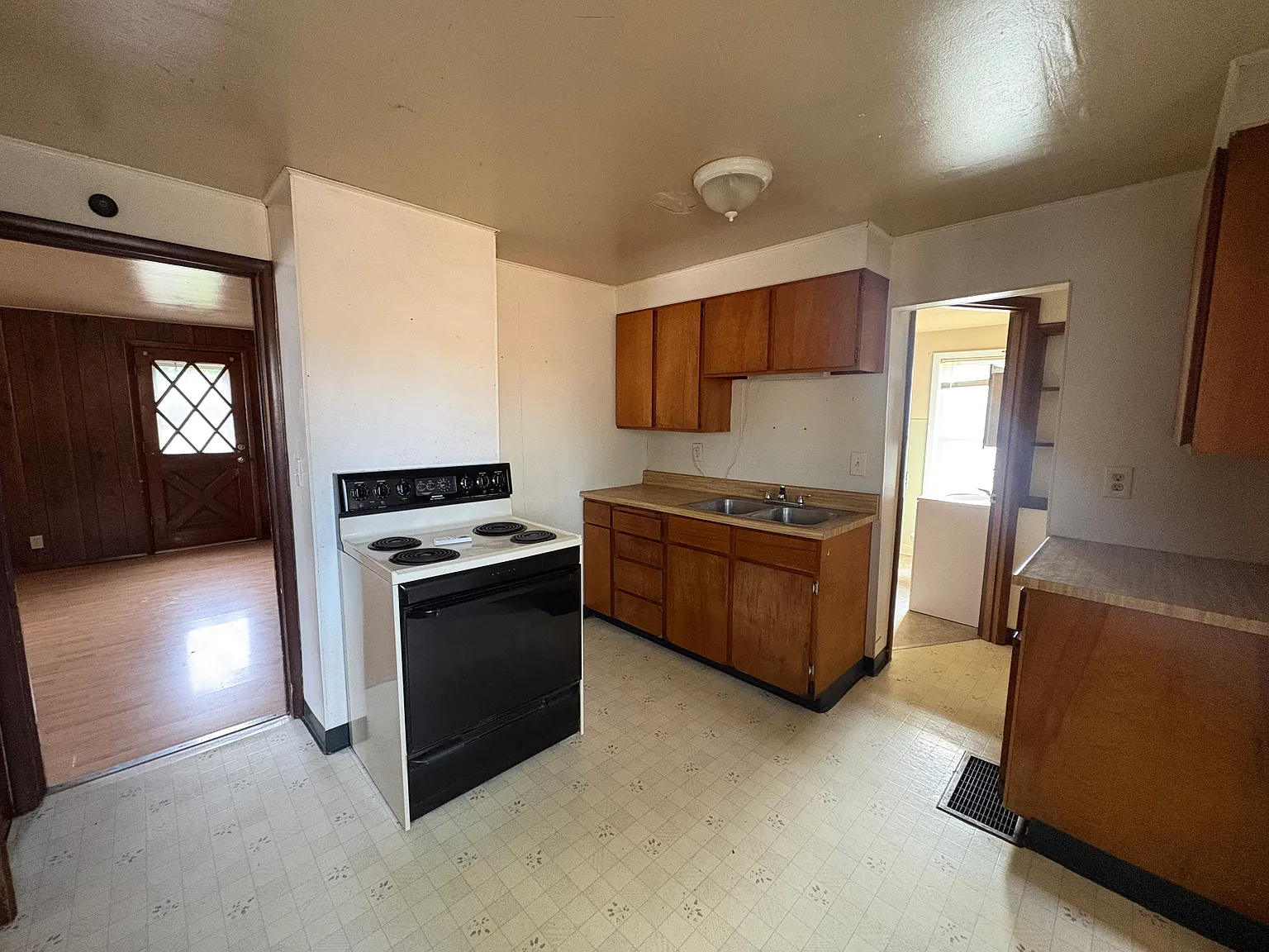 2 bed, 880 sqft, $1,450 — Photo 4