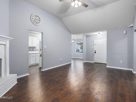 4th image of 13205 Trailwood Dr