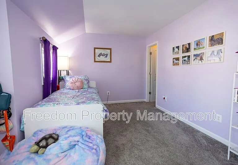 2425 Morgans Point Dr — Photo 34