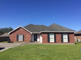 419 Sugar Cane St, Houma, LA 70364